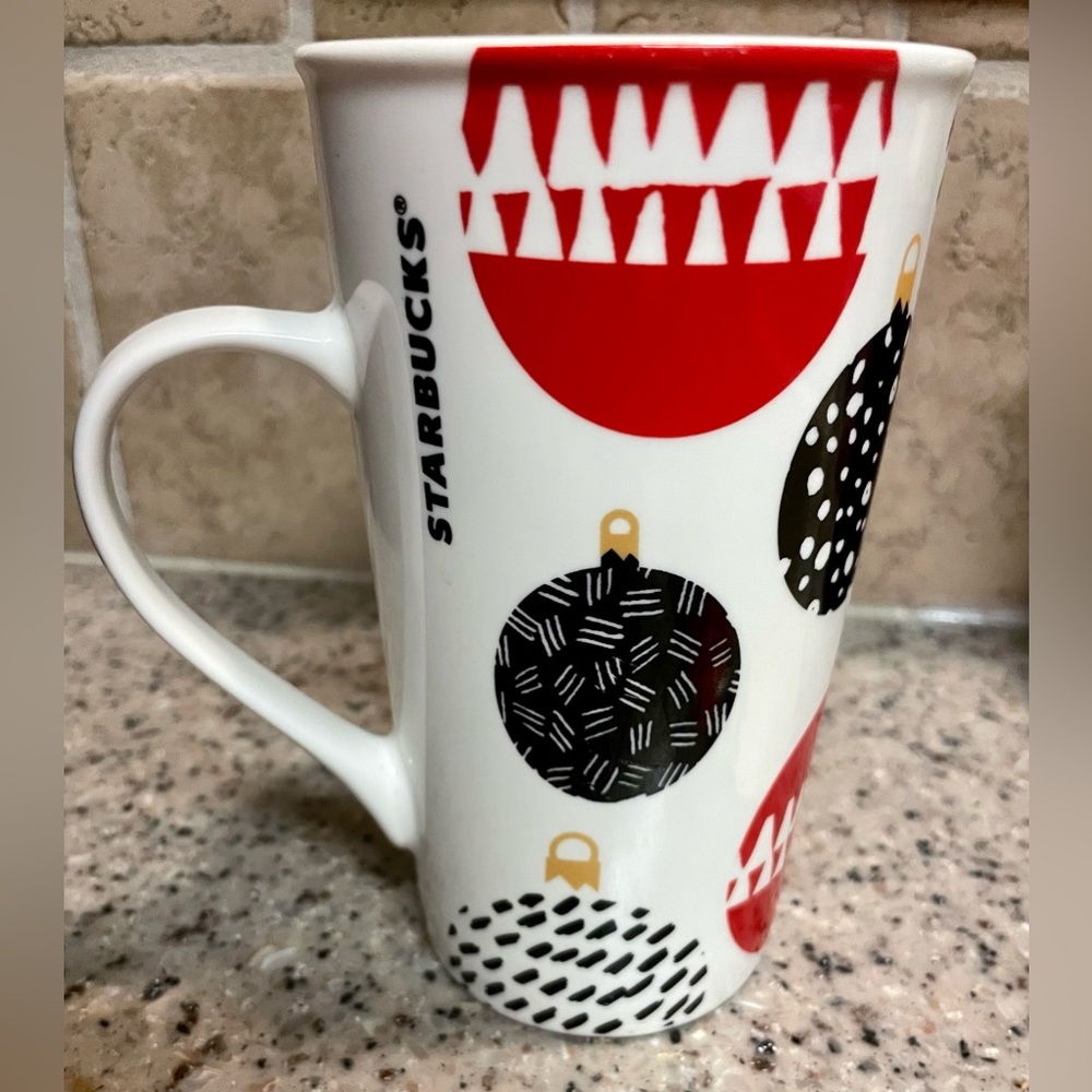 Starbucks 2016 Christmas Ornaments Holiday 16 oz red, black & white coffee mug